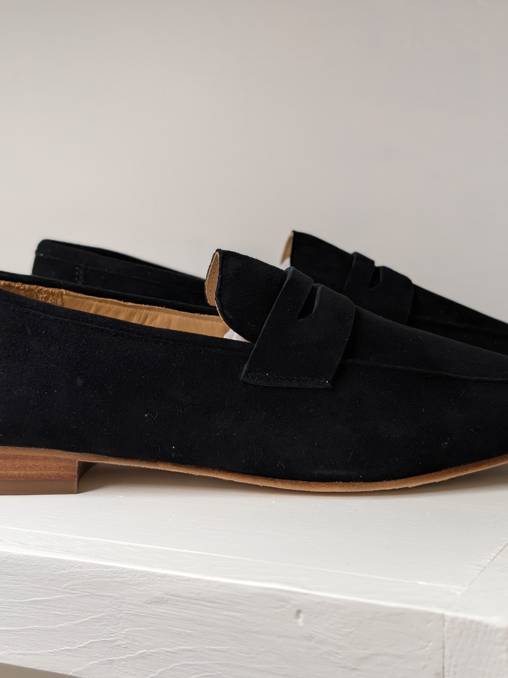 Quince Italian Suede Penny Loafer Black 7.5 NEW - Picture 3 of 6